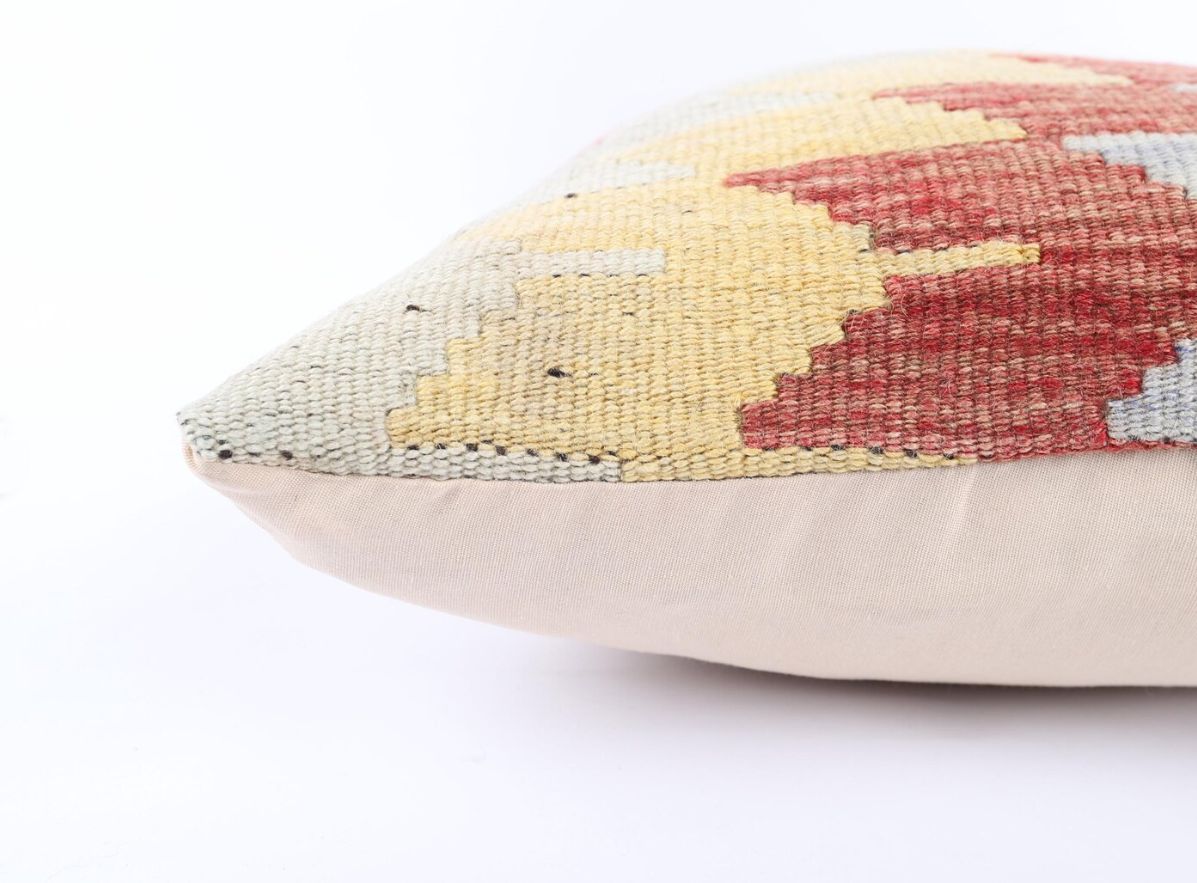 Julie Kilim Pillow Cover
