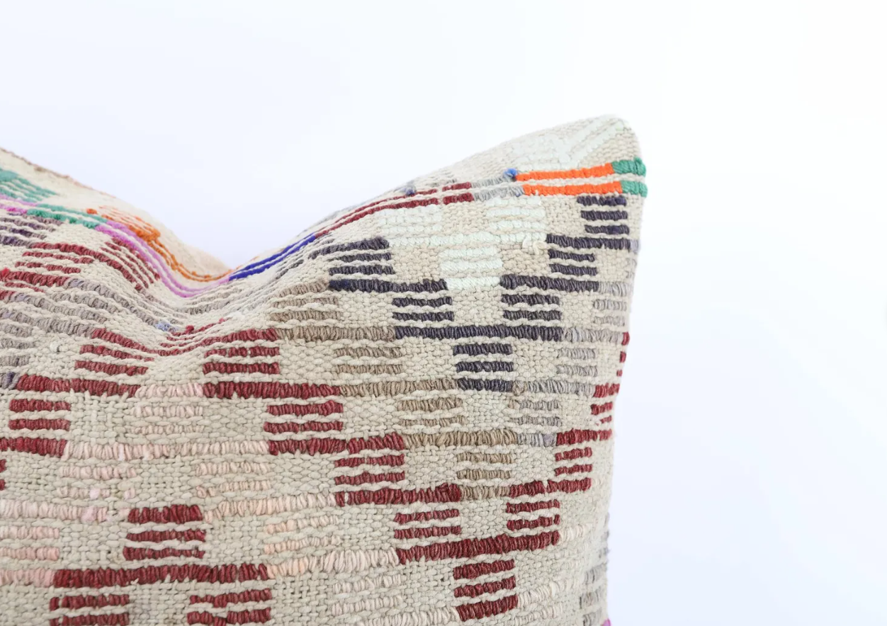 Liz Kilim Pillow Cover