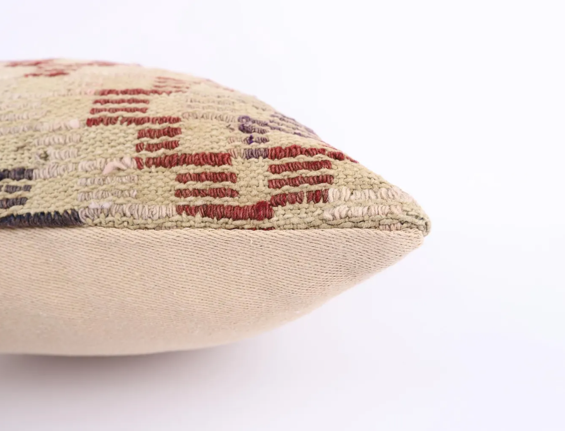 Liz Kilim Pillow Cover