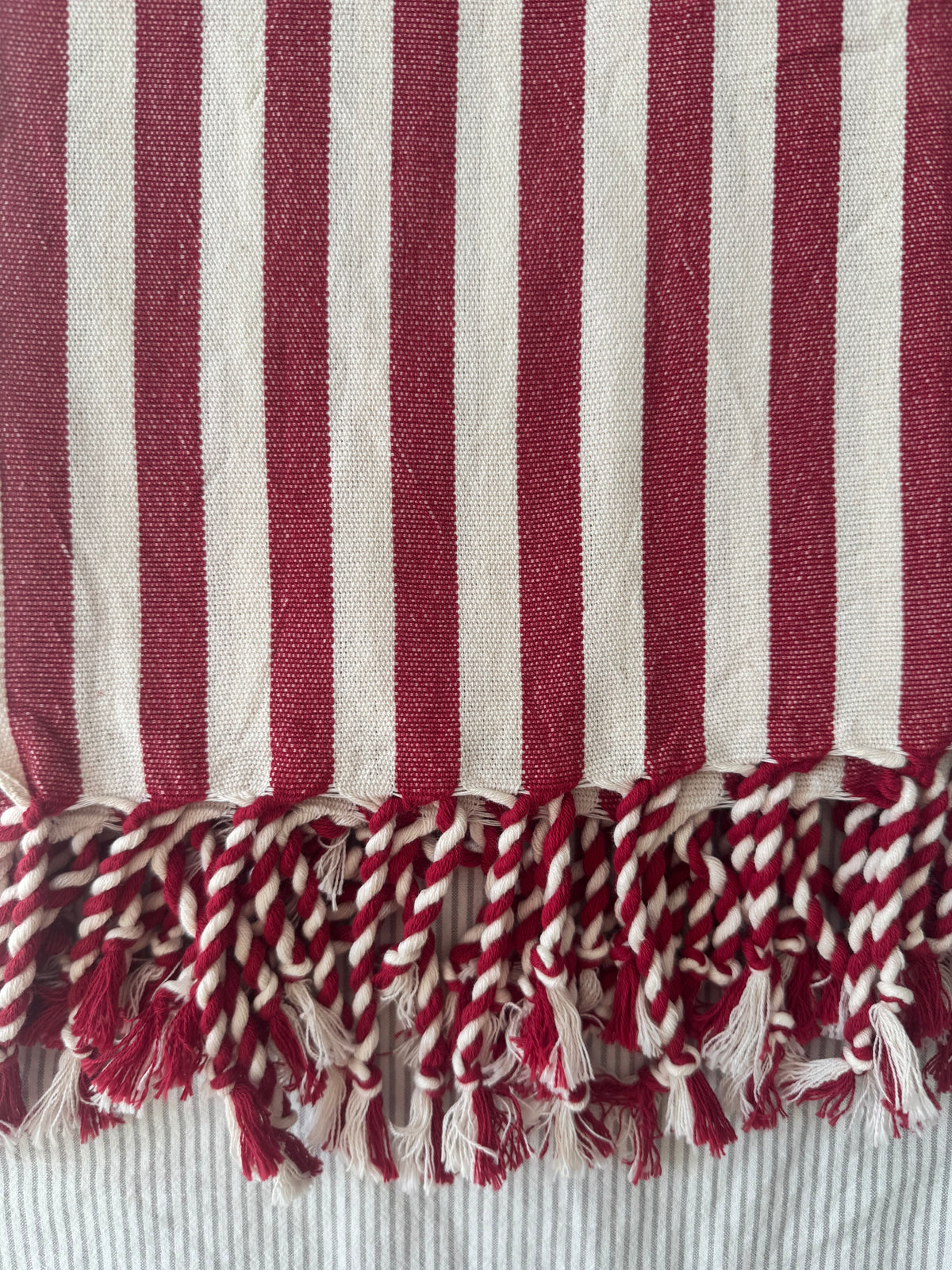 Kirmizi Throw Blanket/Towel/Scarf