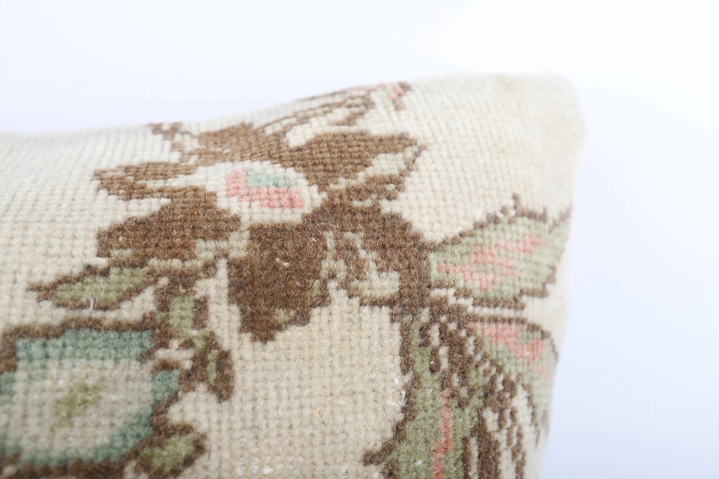 Lamia Kilim Pillow Cover