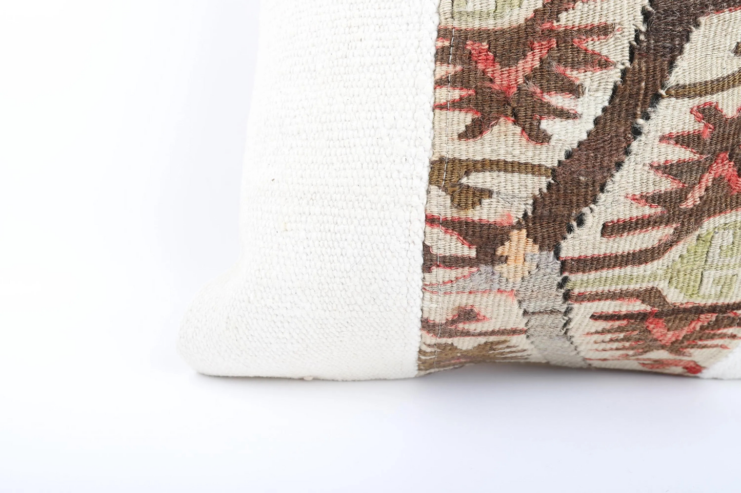 Dağlar Kilim Pillow Cover