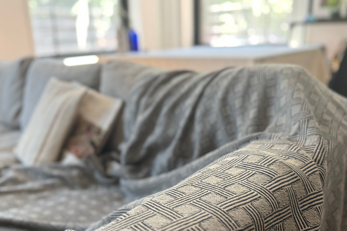 Seyran Throw Blanket