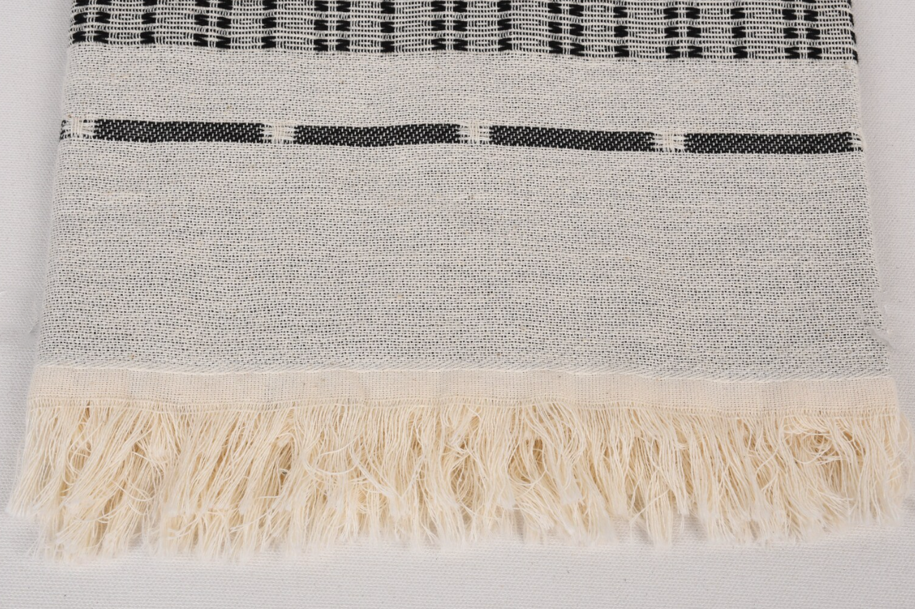 Siyah Throw Blanket/Towel